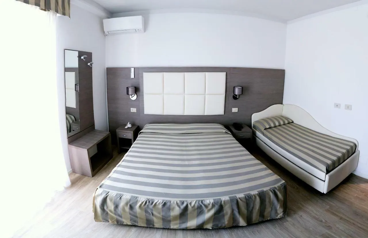 Hotel Myosotis Riccione 2*,